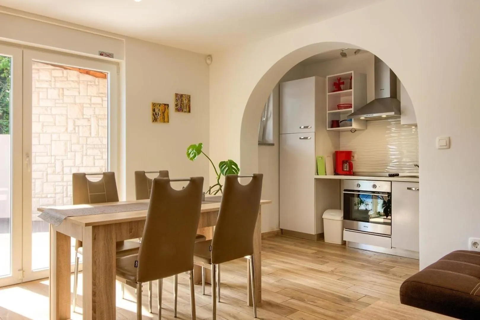 Ferienhaus Mit Privatpool Fuer 8 Personen Ca 110 Qm In Valtura, Istrien Suedkueste Von Istrien 0*, Valtura