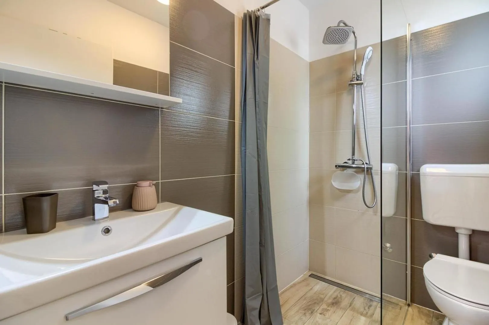 Holiday home Ferienhaus Mit Privatpool Fuer 8 Personen Ca 110 Qm In Valtura, Istrien Suedkueste Von Istrien