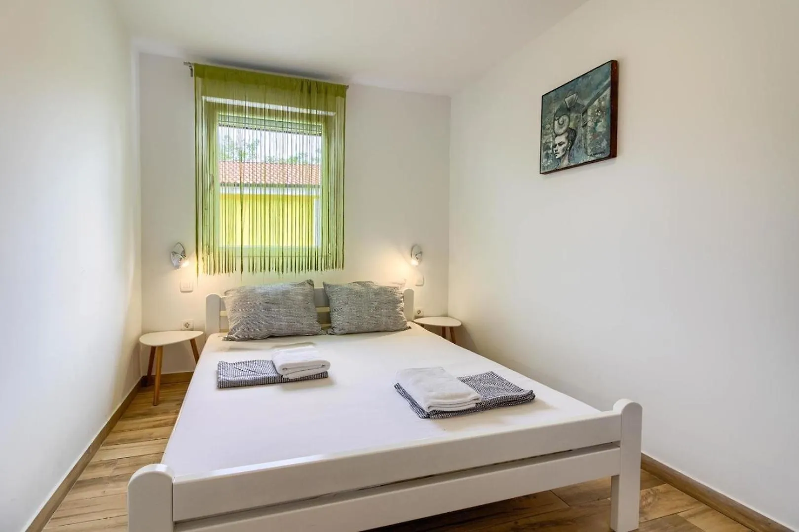 Ferienhaus Mit Privatpool Fuer 8 Personen Ca 110 Qm In Valtura, Istrien Suedkueste Von Istrien
